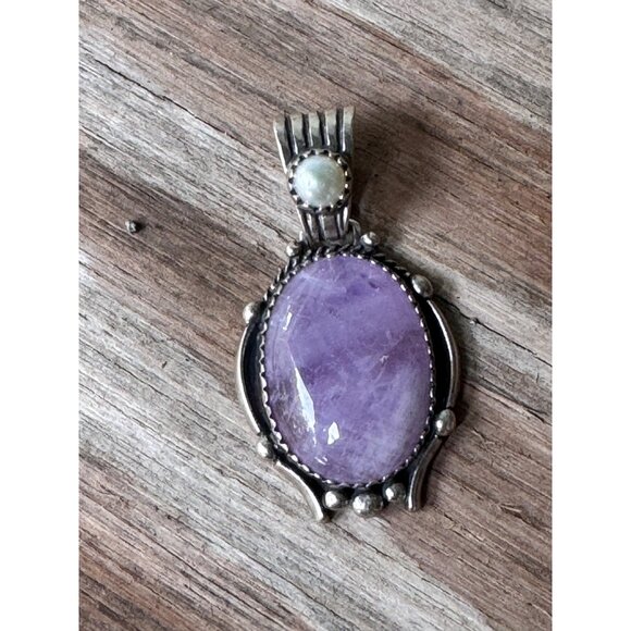 Sterling Silver Jewelry - Amethyst & Sterling Silver Pendant Pearl Accent Oval Shape Vintage Style 14g